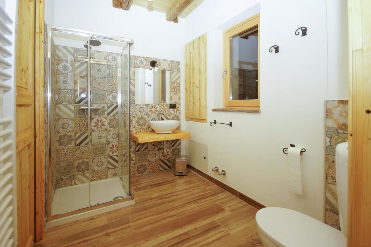 Cascina Bucolica B&B アルピニャーノ エクステリア 写真