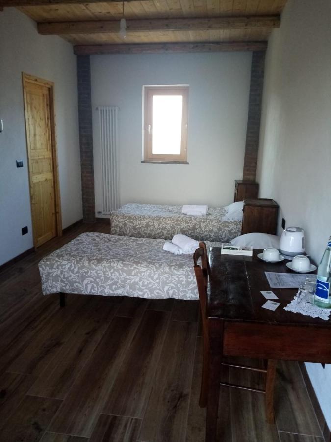 Cascina Bucolica B&B アルピニャーノ エクステリア 写真